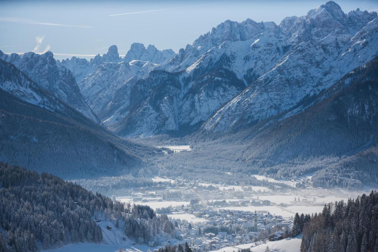 Hotel Sole - Sonne Toblach Buitenkant foto