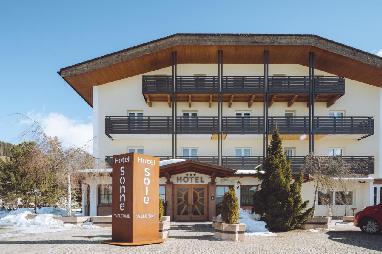 Hotel Sole - Sonne Toblach Buitenkant foto