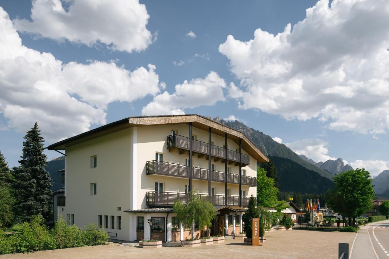 Hotel Sole - Sonne Toblach Buitenkant foto