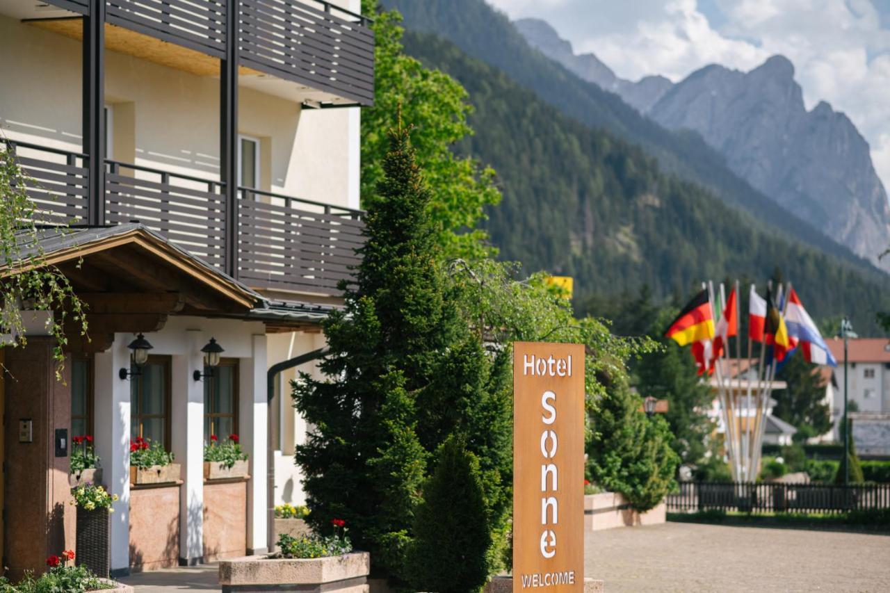 Hotel Sole - Sonne Toblach Buitenkant foto